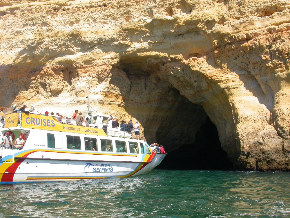 Algarve Sea Cave Tour - Algarve Yacht Cruise